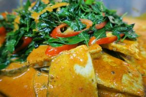 vegan fish red curry at Happy Mushroom - Food Stall in Chiang Mai