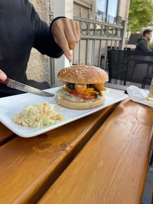 Surf ‚n‘ Turf Burger at Cafe Blattgold in Kiel