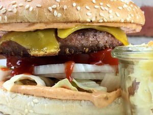 Beyond Burger at Café Blattgold at Cafe Blattgold in Kiel