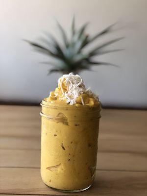 Energizing mango smoothie
Turmeric 
Dates 
Banana 
Coconut milk  at The Yogi Bar in Puerto Vallarta