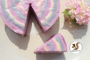 Cake multicouleurs.
Sans colorants ni conservateurs, tout est naturel chez Squitti! at Squitti in Utrecht