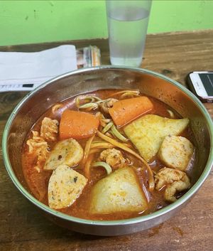 Sopa de empanada vegano   at Susbida in San Jose
