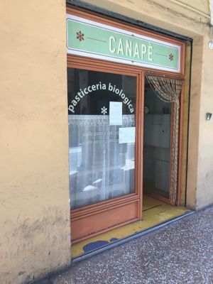 the bakery attached next to the bistrot at Canape Incontro in Bologna