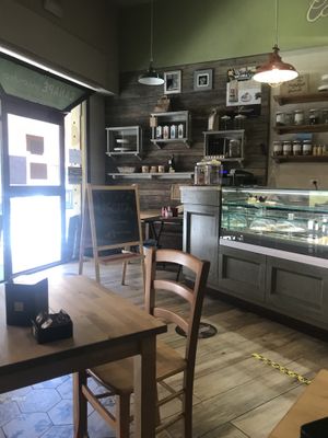 interior at Canape Incontro in Bologna