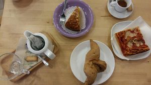 Breakfast at Canape Incontro in Bologna