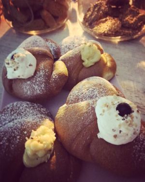 Breakfastime  at Canape Incontro in Bologna