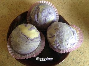 Love these taro cakes. at Fine Garden in San Gabriel