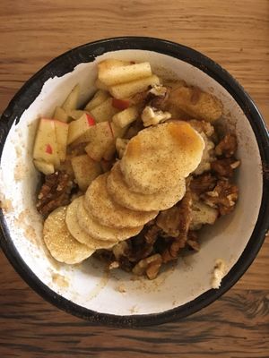 “Moon Porridge” at Wild & The Moon - rue Charlot in Paris