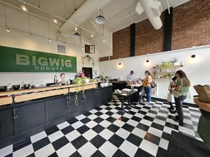  at Bigwig Donuts in Salem