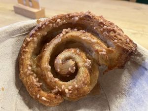 Cinnamon roll 🌱   at Le Pain Quotidien - Sablon in Brussels