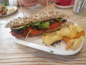 Alhambra sandwich at Almalibre Acai Bar in Valencia