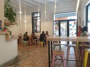 Interior at Almalibre Acai Bar in Valencia