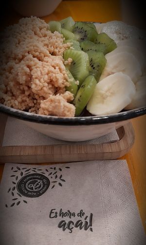 Expert size. Choose 3 toppings at Almalibre Acai Bar in Valencia