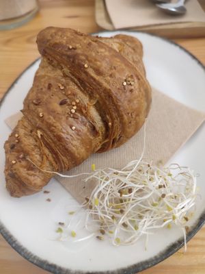  at Almalibre Acai Bar in Valencia