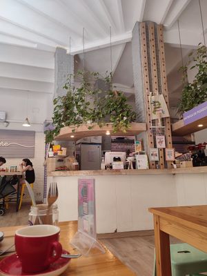  at Almalibre Acai Bar in Valencia