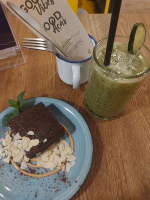  at Almalibre Acai Bar in Valencia