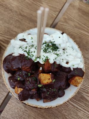 Patatas almalibre at Almalibre Acai Bar in Valencia