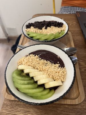   at Almalibre Acai Bar in Valencia