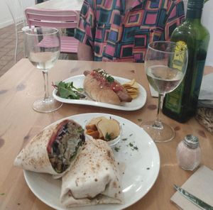 Wrap and hot dog at Almalibre Acai Bar in Valencia