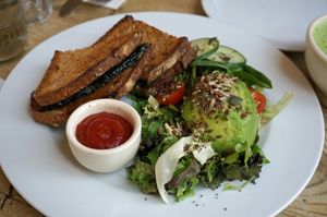 Vegan Gardener's Lunch at Le Pain Quotidien - Tongres in Brussels