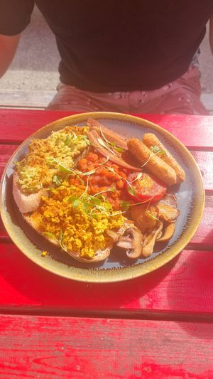  at Hyde Park Book Club in Leeds