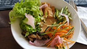 japanese bowl at Nomad Cafe in Hoi An