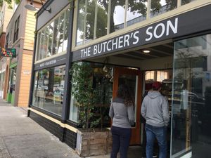 Lunch line at The Butcher's Son in Berkeley