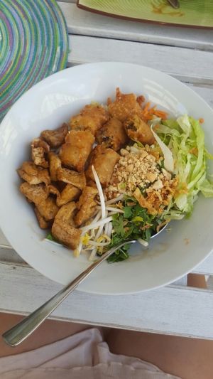 vegan noodle salad  at Tata Restaurant in Vienna