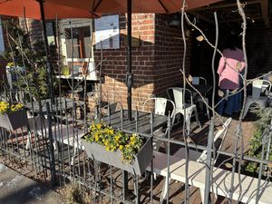 It was a bit too cool to eat outside so we ate in our car.  at Vu Noodles in Charlottesville