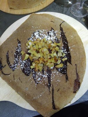 Crêpes with baked apple & home-made (coconut milk based) chocolate at Cosy Lunch in Rouen