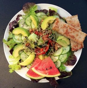 vegan and season salad at Lula Cantine Bio & Veggie in Paris