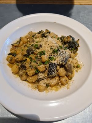 Garbanzos at Teresa Carles in Lleida