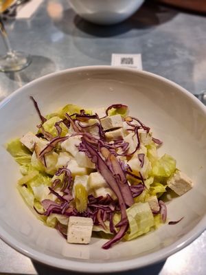 Tofu salad at Teresa Carles in Lleida