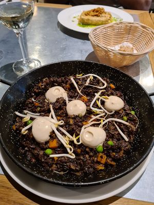 Black rice and japanese mayo at Teresa Carles in Lleida