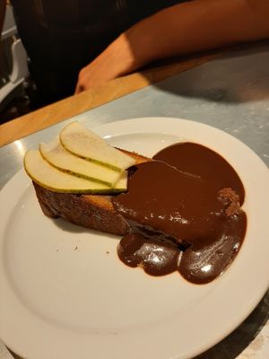 Pear and chocolate cake at Teresa Carles in Lleida