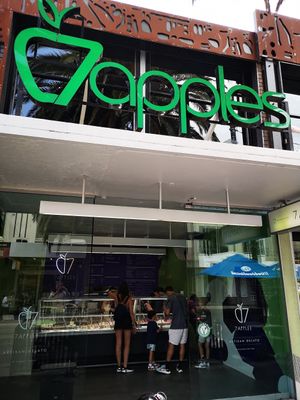 Shop Front at 7Apples Gelato in St Kilda