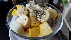 coconut yogurt granola bowl at One Yoga Cafe in Koh Phangan