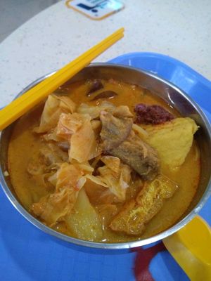 Curry Mee at Ming Ri Vegetarian in Northeast Singapore