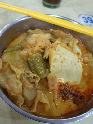 Today's craving , yummy!!! at Ming Ri Vegetarian in Northeast Singapore