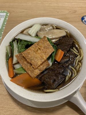 Herbal soup with noodles at Su Xin Vegetarian 素心小厨 in North Singapore