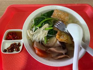 面粉糕汤 at Su Xin Vegetarian 素心小厨 in North Singapore