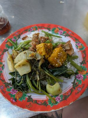  at Phuc Vu Cac Mon An in Da Nang