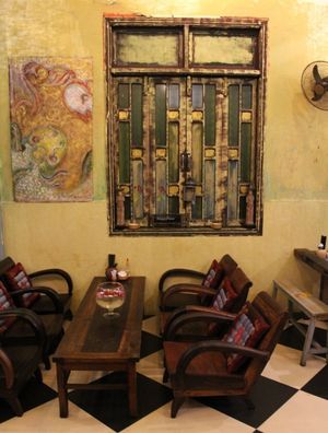 Quirky decor at Am Vegetarian & Hideaway in Hoi An