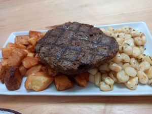 Seitan steak at Seitan Urban Bistro in Lima