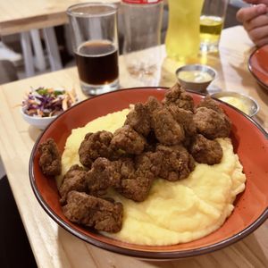 KFC bowl  at Seitan Urban Bistro in Lima