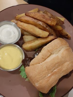  at Seitan Urban Bistro in Lima