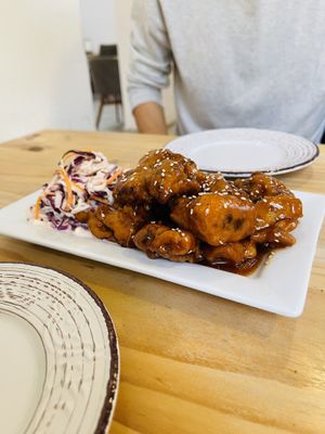 Cauliflower wings  at Seitan Urban Bistro in Lima