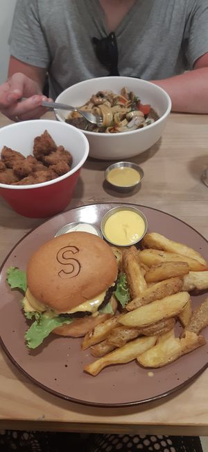  at Seitan Urban Bistro in Lima