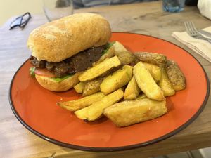   at Seitan Urban Bistro in Lima