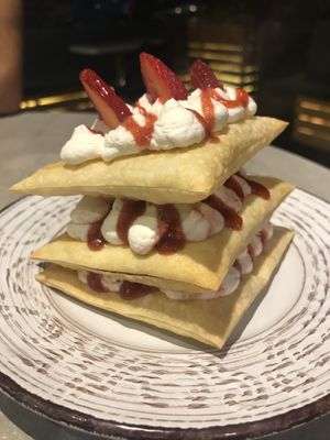 Ojas de fresas (tasty😄 at Seitan Urban Bistro in Lima